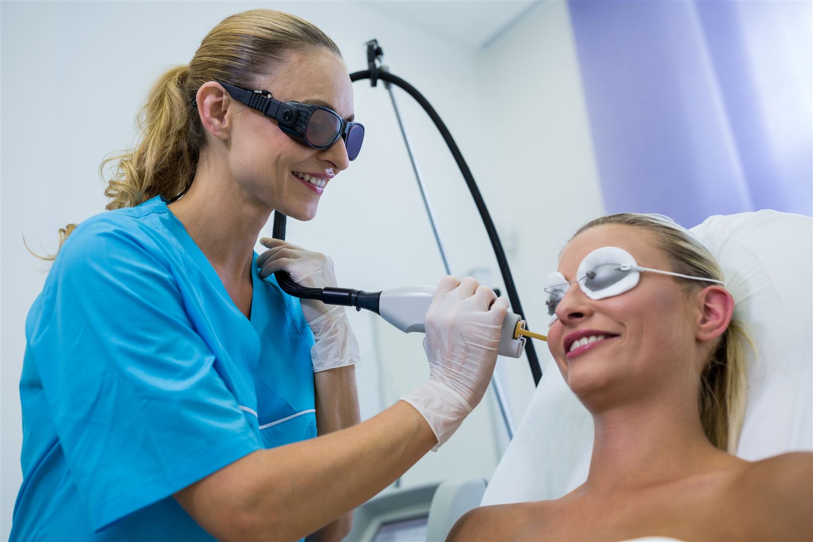 Laser & Clinical Course at Wibes Beauty Academy Ahmedabad
